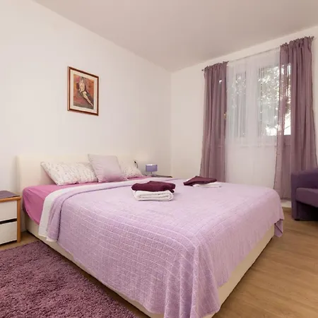Fuer 4 Personen Ca 50 Qm In Njivice, Kvarner Bucht Krk